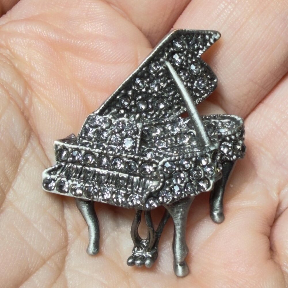 Piano Brooch Rhinestone Grand Piano Music Pin Silver Tone 1.25"
